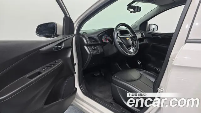 CHEVROLET SPARK 2018 — 48 613 км, белый-перламутр, Корея — под ключ — фото 11