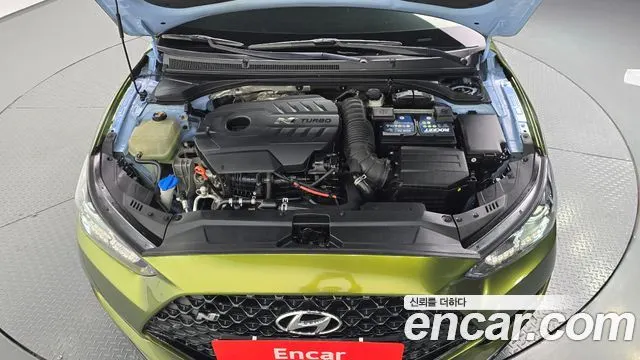 HYUNDAI VELOSTER 2019 — 62 833 км, зелёный, Корея — под ключ — фото 6