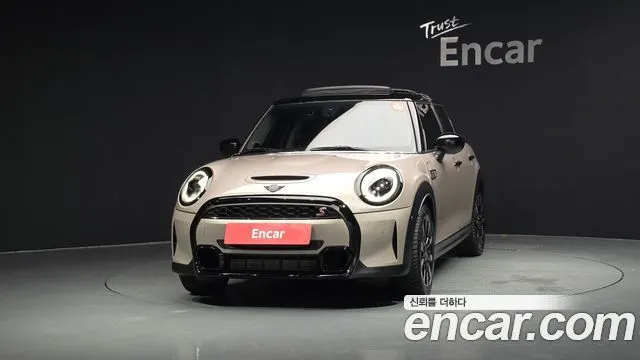 MINI COOPER S 2023 — 14 045 км, белый-перламутр, Корея — под ключ — фото 3