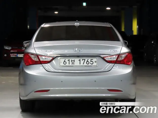 HYUNDAI SONATA 2011 — 86 789 км, серебристо-серый, Корея — под ключ — фото 3
