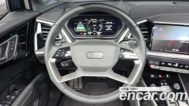 AUDI Q4 E-TRON 2022 — 26 253 км, белый, Корея — под ключ — фото 11