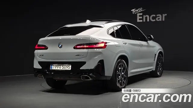 BMW X4 2024 — 23 511 км, светло-серебристый, Корея — под ключ — фото 2