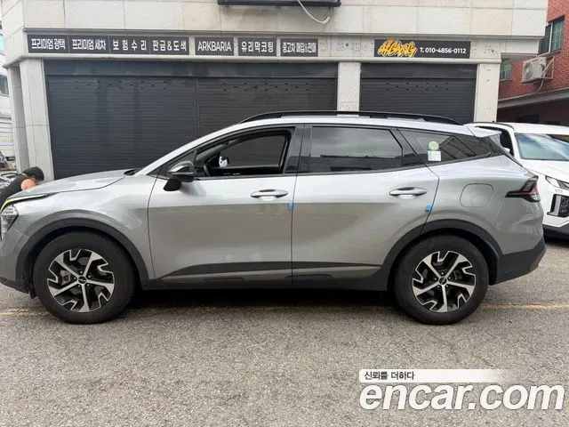 KIA SPORTAGE HYBRID 2022 — 116 322 км, серебристый, Корея — под ключ — фото 3