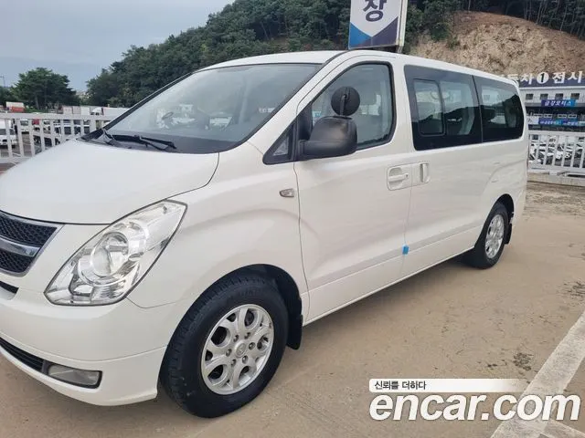HYUNDAI GRAND STAREX 2014