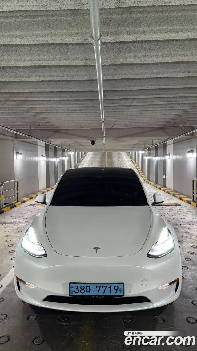 TESLA MODEL Y 2022