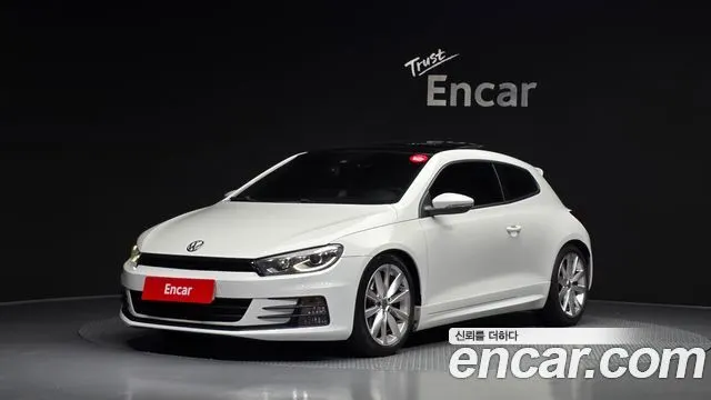 VOLKSWAGEN SCIROCCO 2015 — 140 916 км, белый, Корея — под ключ — фото 1