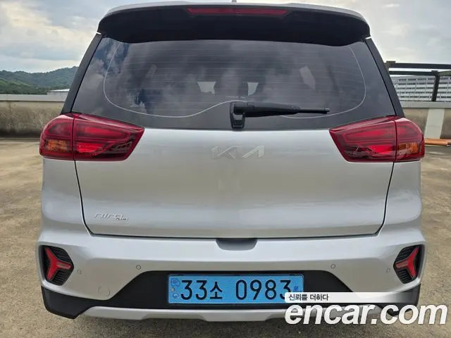 KIA NIRO PLUS 2024 — 29 000 км, серебристый, Корея — под ключ — фото 4