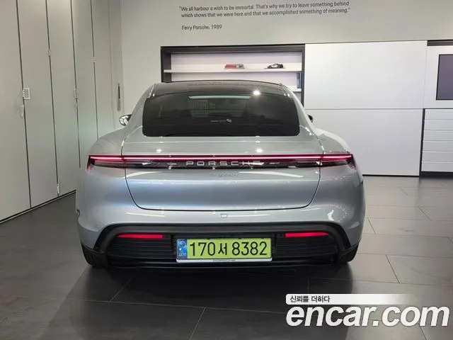 PORSCHE TAYCAN 2025 — 23 200 км, светло-серебристый, Корея — под ключ — фото 4