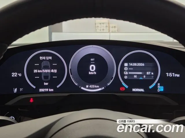PORSCHE TAYCAN 2025 — 23 200 км, светло-серебристый, Корея — под ключ — фото 8