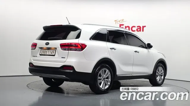 KIA SORENTO 2017 — 175 843 км, белый, Корея — под ключ — фото 2