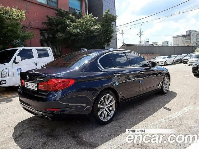 BMW 5 SERIES 2018 — 204 342 км, чёрный, Корея — под ключ — фото 4