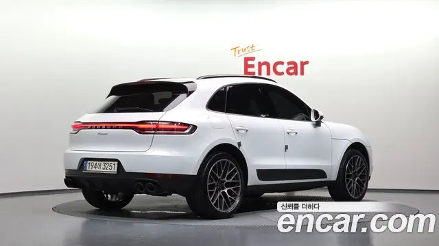 PORSCHE MACAN 2021 — 89 493 км, белый, Корея — под ключ — фото 1