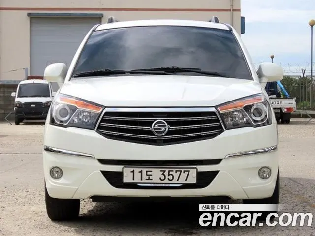 KGM KORANDO TURISMO 2015