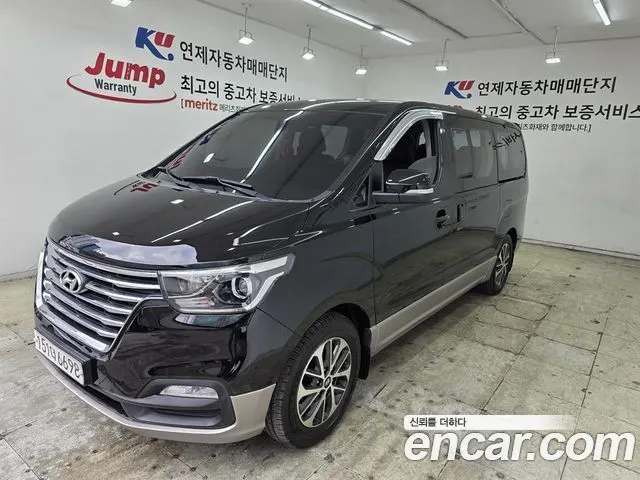 HYUNDAI GRAND STAREX 2020