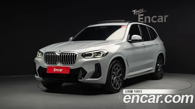 BMW X3 2022 — 63 473 км, светло-серебристый, Корея — под ключ — фото 1
