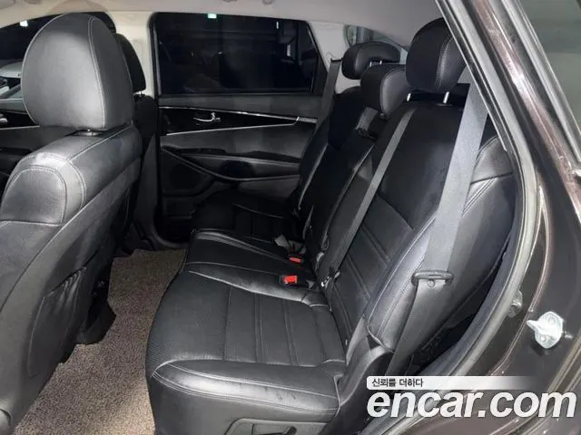 KIA SORENTO 2018 — 95 745 км, коричневый, Корея — под ключ — фото 7