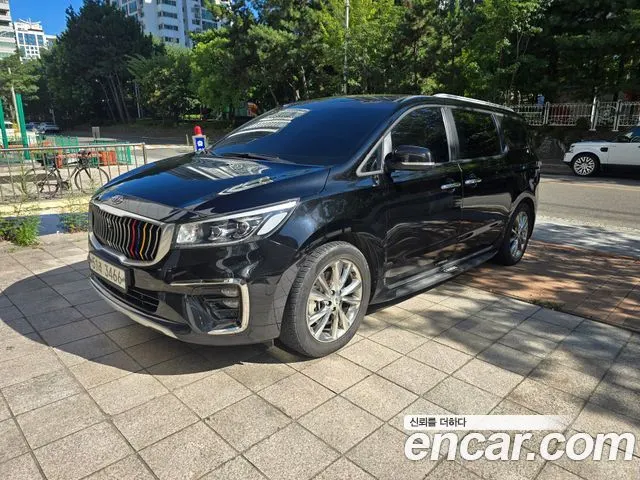 KIA CARNIVAL 2019
