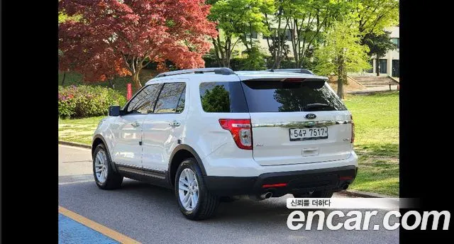 FORD EXPLORER 2014 — 100 822 км, белый, Корея — под ключ — фото 2