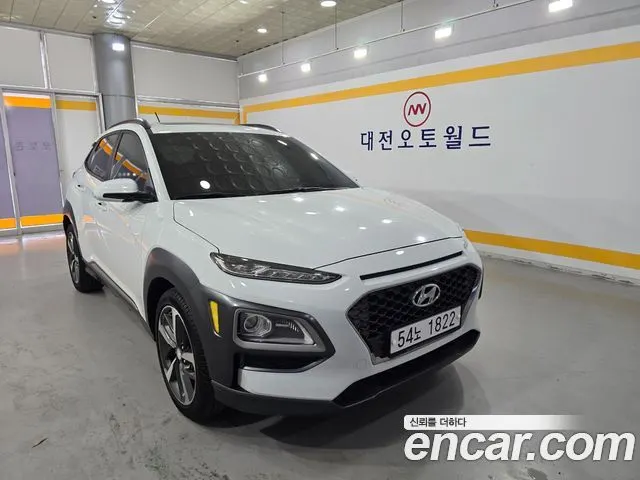 HYUNDAI KONA 2018 — 104 140 км, белый, Корея — под ключ — фото 3
