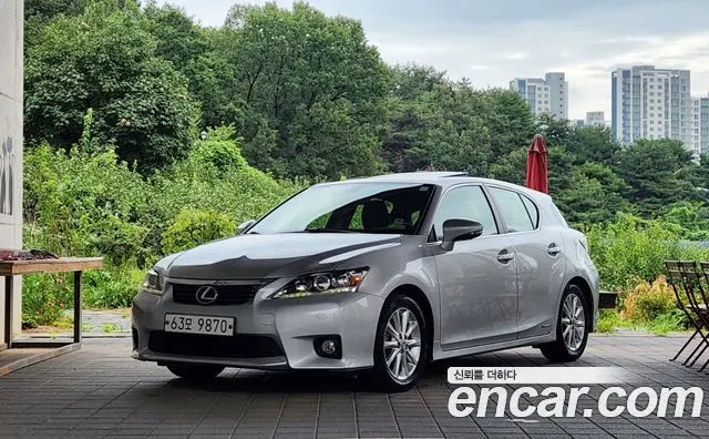 Lexus CT200h — из Кореи под ключ