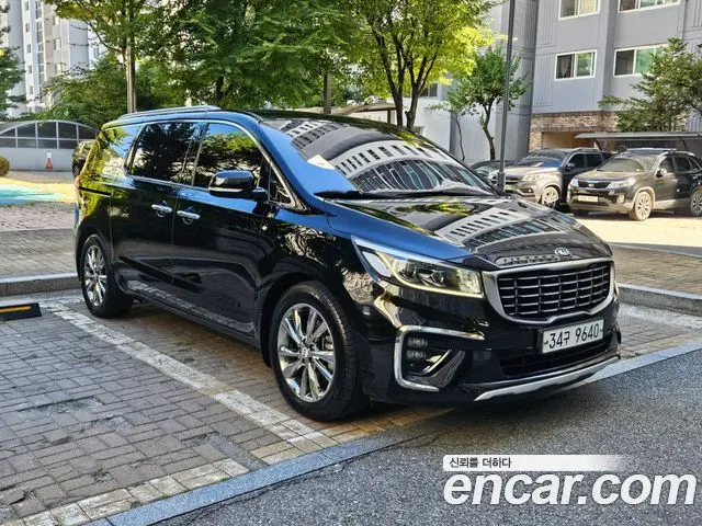 KIA CARNIVAL 2019 — 158 000 км, чёрный, Корея — под ключ — фото 3