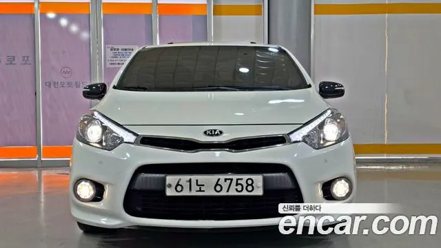 KIA K3 COUPE 2014 — 152 306 км, белый, Корея — под ключ — фото 2