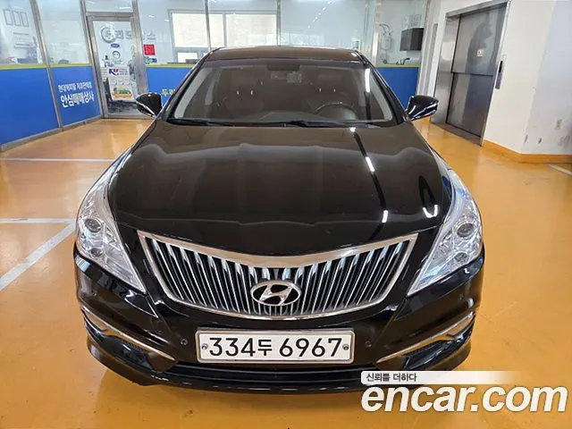 HYUNDAI GRANDEUR 2017 — 135 057 км, чёрный, Корея — под ключ — фото 2