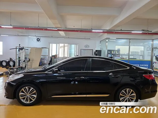 HYUNDAI GRANDEUR 2017 — 135 057 км, чёрный, Корея — под ключ — фото 5