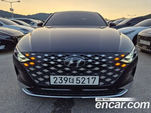 Hyundai Grandeur Hybrid — из Кореи под ключ