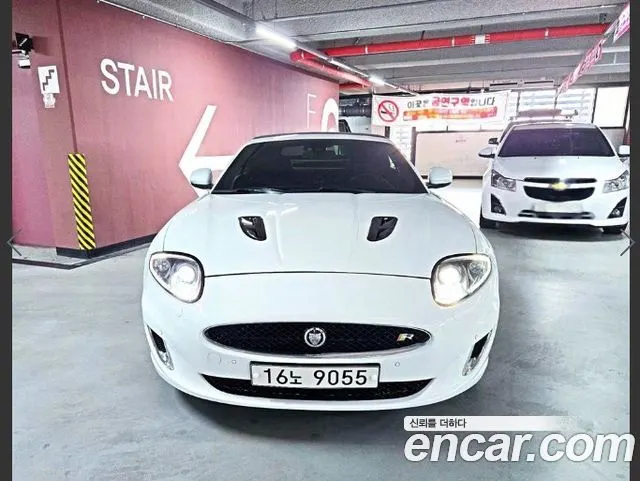 Jaguar XKR — из Кореи под ключ