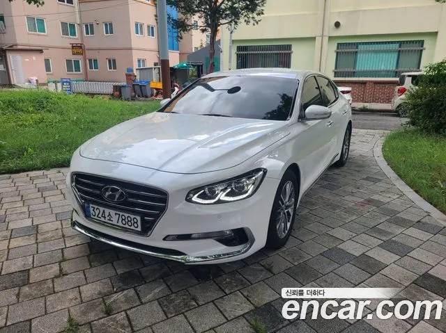 HYUNDAI GRANDEUR 2018 — 107 450 км, белый, Корея — под ключ — фото 1