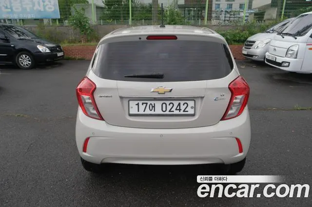 CHEVROLET SPARK 2016 — 96 617 км, белый-перламутр, Корея — под ключ — фото 4