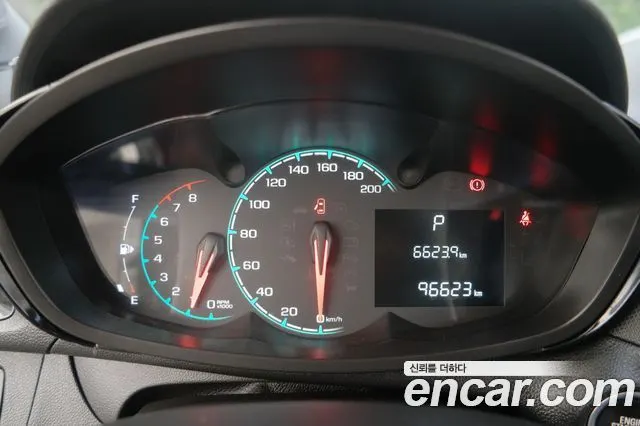 CHEVROLET SPARK 2016 — 96 617 км, белый-перламутр, Корея — под ключ — фото 8