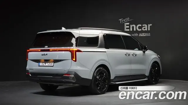 KIA CARNIVAL — из Кореи под ключ