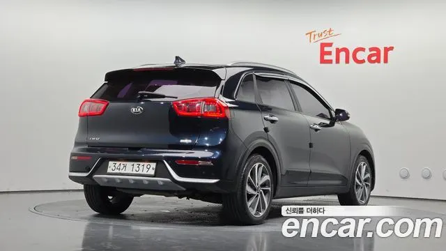 KIA NIRO 2018 — 88 466 км, синий, Корея — под ключ — фото 2