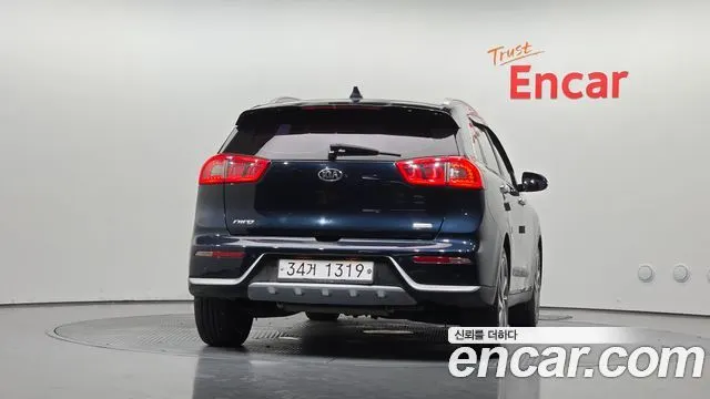 KIA NIRO 2018 — 88 466 км, синий, Корея — под ключ — фото 4