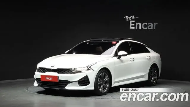 KIA K5 — из Кореи под ключ
