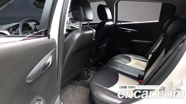 CHEVROLET SPARK 2016 — 117 452 км, белый-перламутр, Корея — под ключ — фото 11