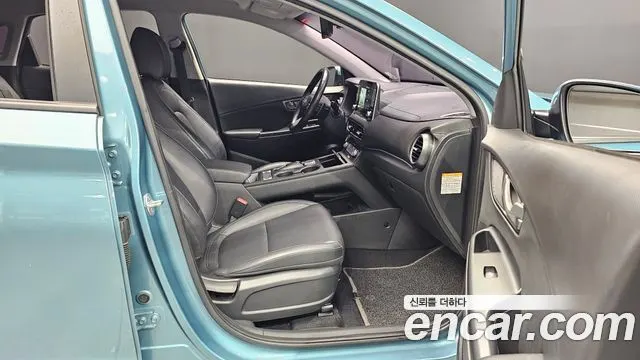 HYUNDAI KONA ELECTRIC 2019 — 164 095 км, синий, Корея — под ключ — фото 11