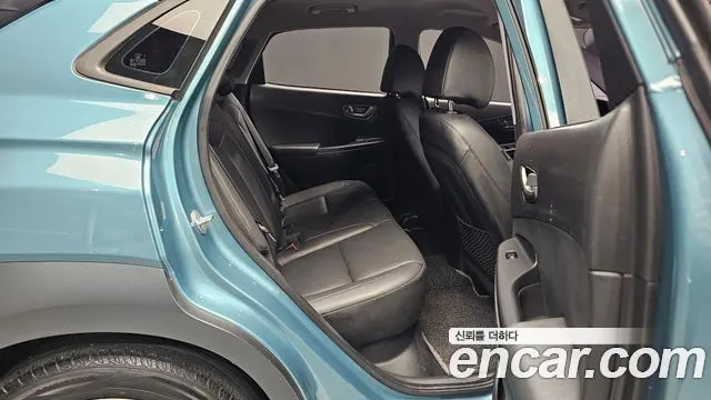 HYUNDAI KONA ELECTRIC 2019 — 164 095 км, синий, Корея — под ключ — фото 12