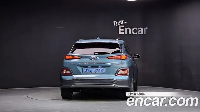 HYUNDAI KONA ELECTRIC 2019 — 164 095 км, синий, Корея — под ключ — фото 4
