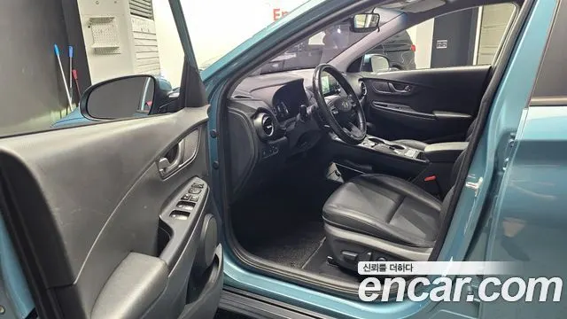 HYUNDAI KONA ELECTRIC 2019 — 164 095 км, синий, Корея — под ключ — фото 10