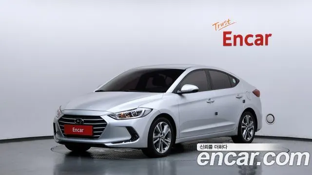HYUNDAI AVANTE 2018 — 93 140 км, серебристый, Корея — под ключ — фото 1