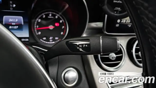 MERCEDES-BENZ C-CLASS W205 2017 — 81 127 км, серый, Корея — под ключ — фото 9