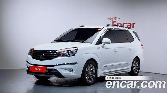 KGM KORANDO TURISMO 2016 — 90 340 км, белый, Корея — под ключ — фото 1