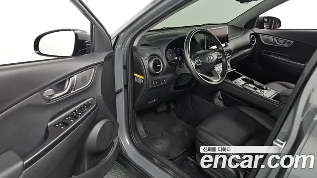 HYUNDAI KONA ELECTRIC 2020 — 65 439 км, серебристо-серый, Корея — под ключ — фото 11