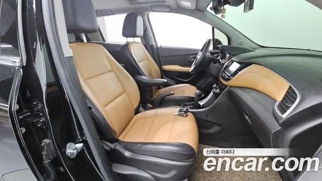 CHEVROLET TRAX 2019 — 111 800 км, чёрный, Корея — под ключ — фото 11