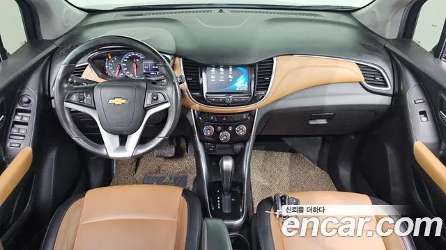CHEVROLET TRAX 2019 — 111 800 км, чёрный, Корея — под ключ — фото 7
