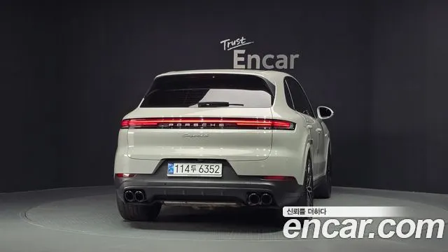 PORSCHE CAYENNE 2025 — 24 198 км, серебристо-серый, Корея — под ключ — фото 4