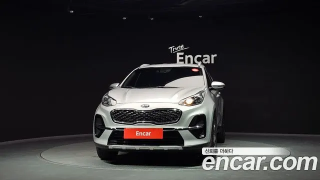 KIA SPORTAGE THE BOLD 2021 — 85 242 км, серебристо-серый, Корея — под ключ — фото 3